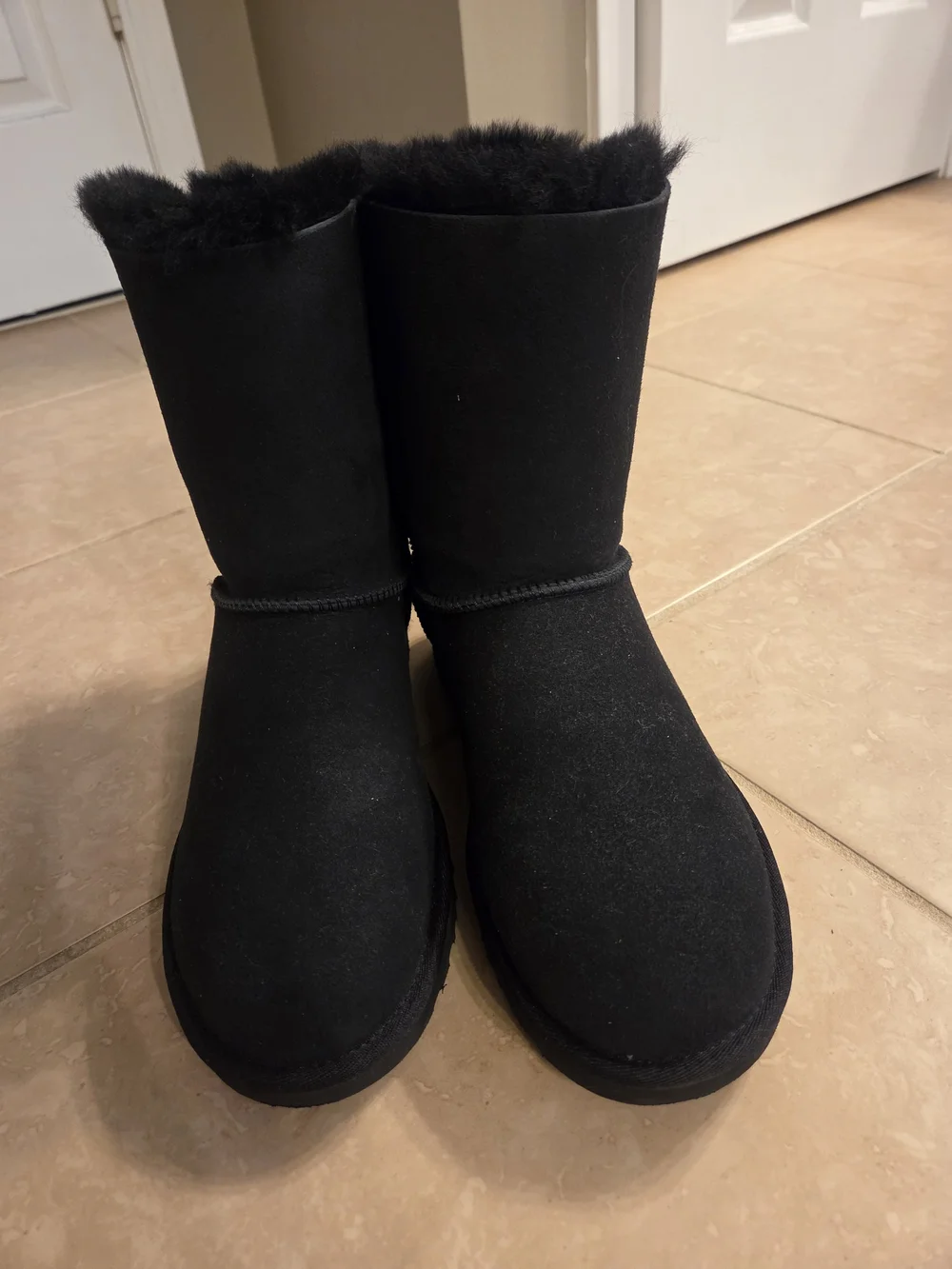 UGG Bailey Bow II Boots – Black – Women's 9 – New, Never Worn
